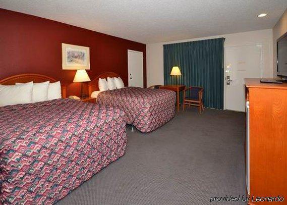 Rodeway Inn Cow Palace Ламар Номер фото