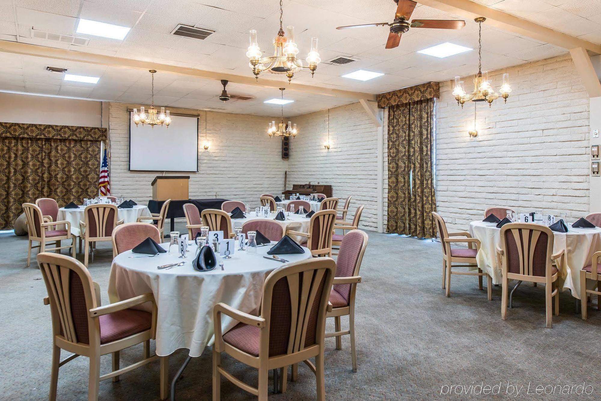 Rodeway Inn Cow Palace Ламар Экстерьер фото